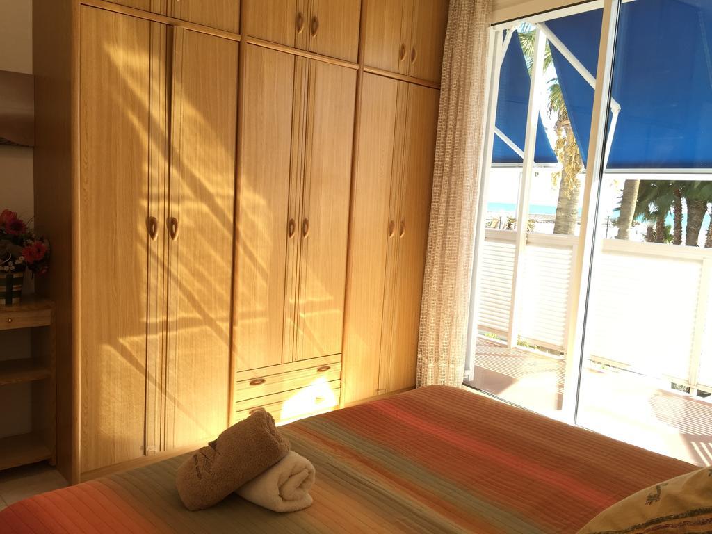 Sitges Seafront Ribera Apartment Ruang foto