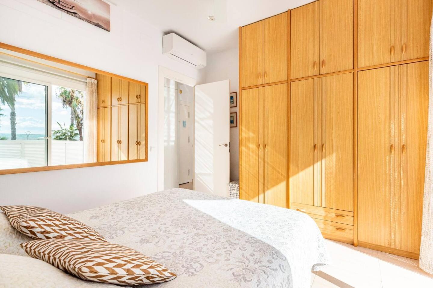 Sitges Seafront Ribera Apartment Bagian luar foto